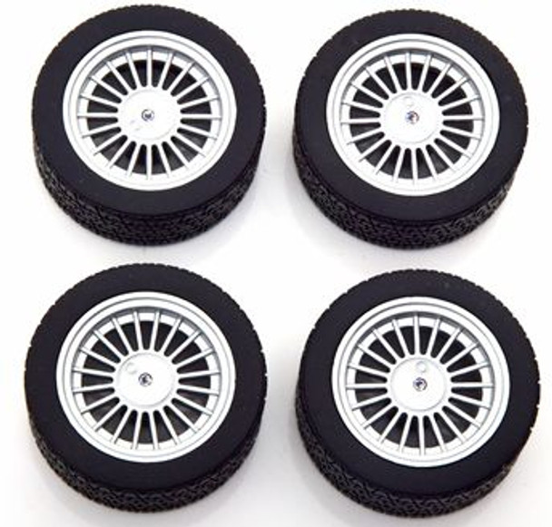 KK Scale BMW Alpina E30 Wheels and Tyres Set 18" 1/18 KKS DCACC017