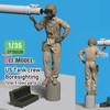 DEFDF35028 1:35 DEF Model Figure - US Tank Crew Boresighting