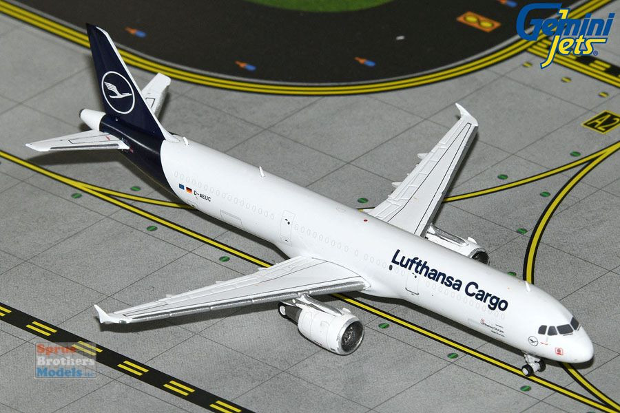 GEMGJ2135 1:400 Gemini Jets Lufthansa Cargo Airbus A321P2F #D-AEUC
