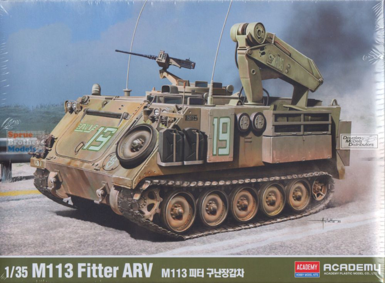 ACA13568 1:35 Academy M113 Fitter ARV