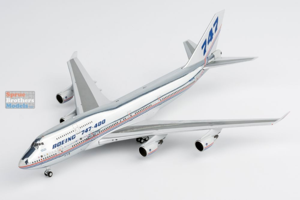 NGM04010 1:400 NG Model Boeing Company B747-400 Reg #N401PW (pre