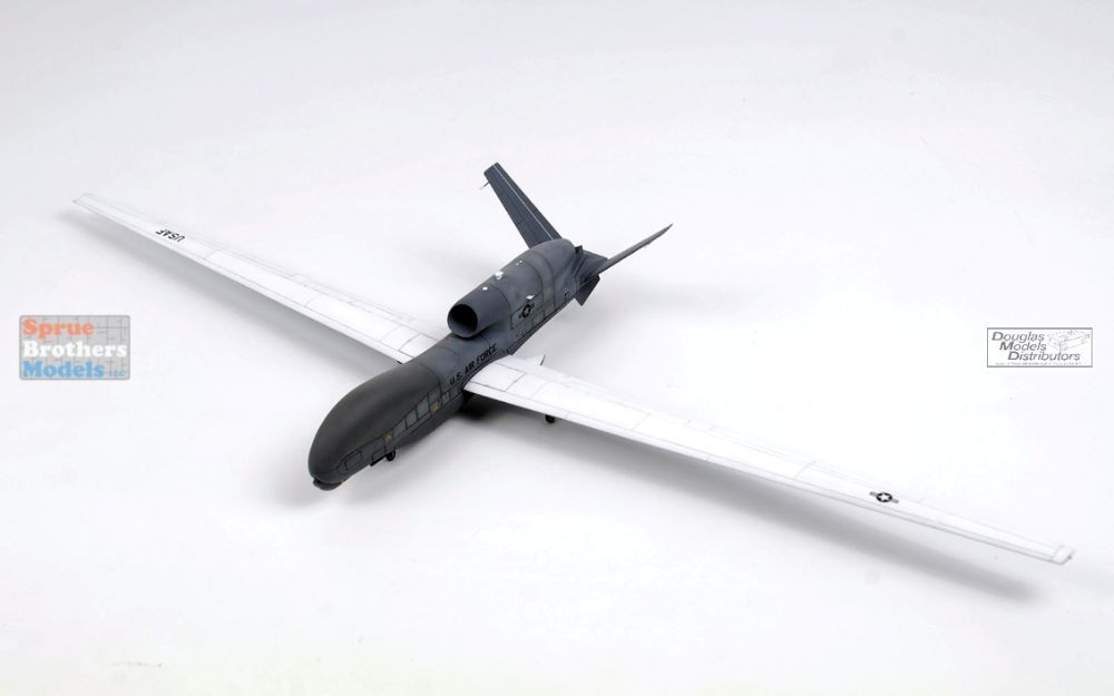WPD17219 1:72 Wolfpack RQ-4B Global Hawk [Premium Edition] - Sprue
