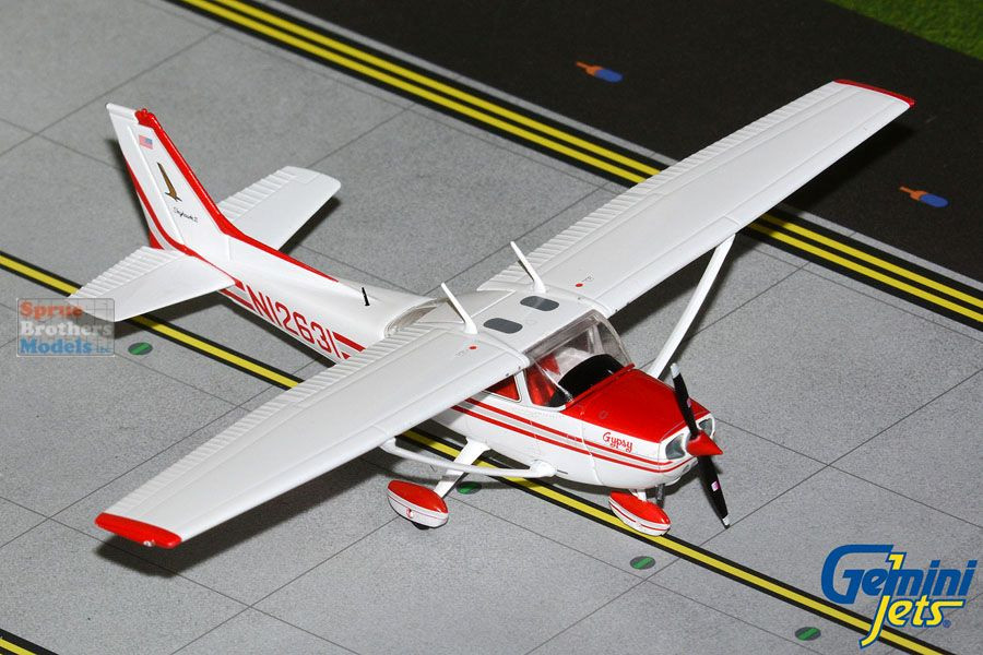 GEMGG021 1:72 Gemini Cessna 172 Skyhawk Reg #N12631 'Gypsy' (pre