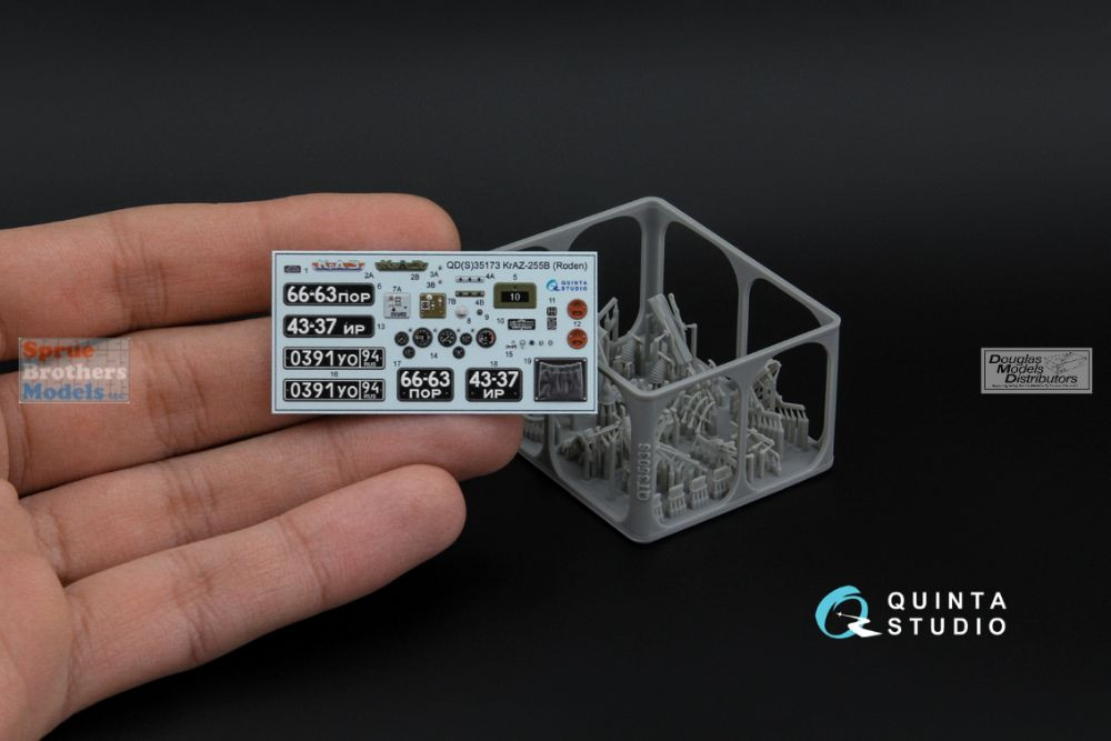 QTSQD35173R 1:35 Quinta Studio 3D Decal - KrAZ-255B Truck + Resin