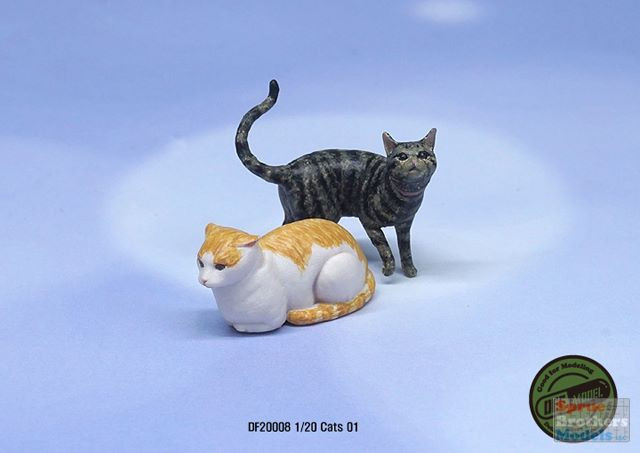 DEFDF20008 1:20 DEF Model Figure Set - Cats #1 Dodo & Nana - Sprue