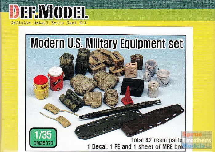 DEFDM35070 1:35 DEF Model Modern US Military Equipment Set - Sprue