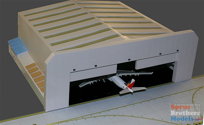 GEMGJWBHGR2 1:400 Gemini Jets Widebody Aircraft Hangar Version 2