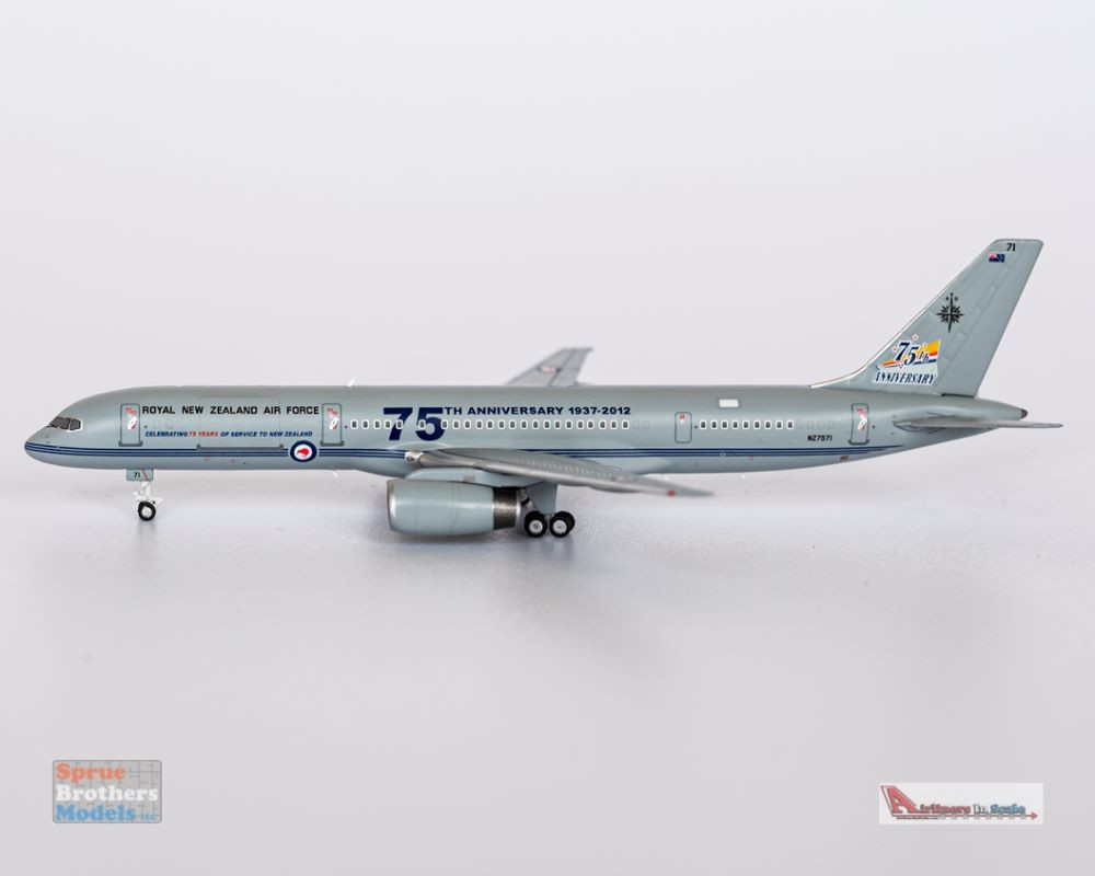 NGM53145 1:400 NG Model Royal New Zealand Air Force Boeing 757-200
