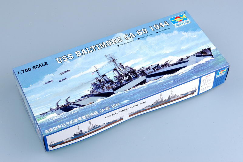 TRP05725 1:700 Trumpeter USS Baltimore CA-68 1944 #5725 - Sprue