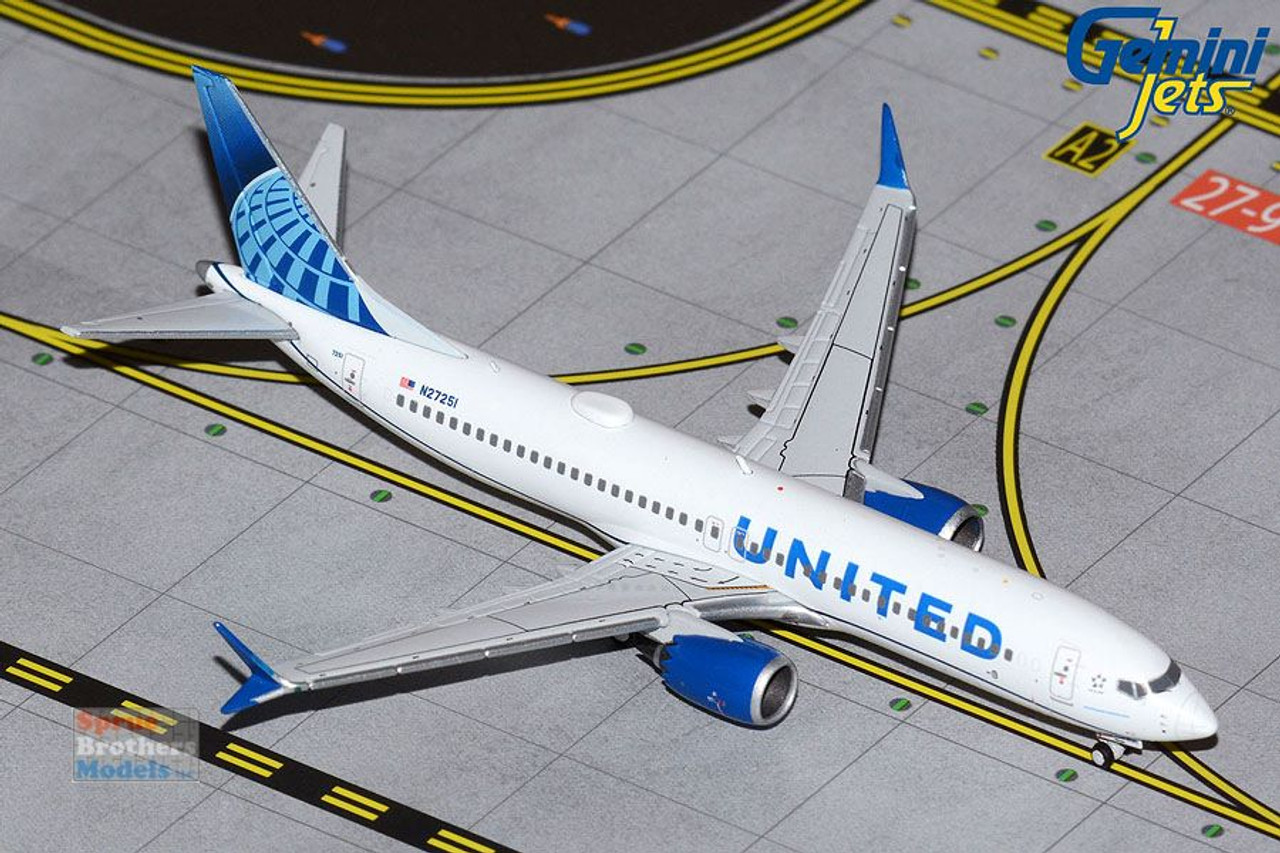 GEMGJ2049 1:400 Gemini Jets United Airlines Boeing 737 Max 8 Reg #N27251  (pre-painted/pre-built)