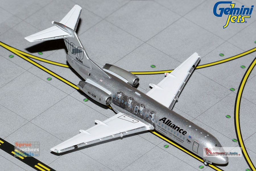 GEMGJ1997 1:400 Gemini Jets Alliance Fokker 70 Reg #VH-QQW