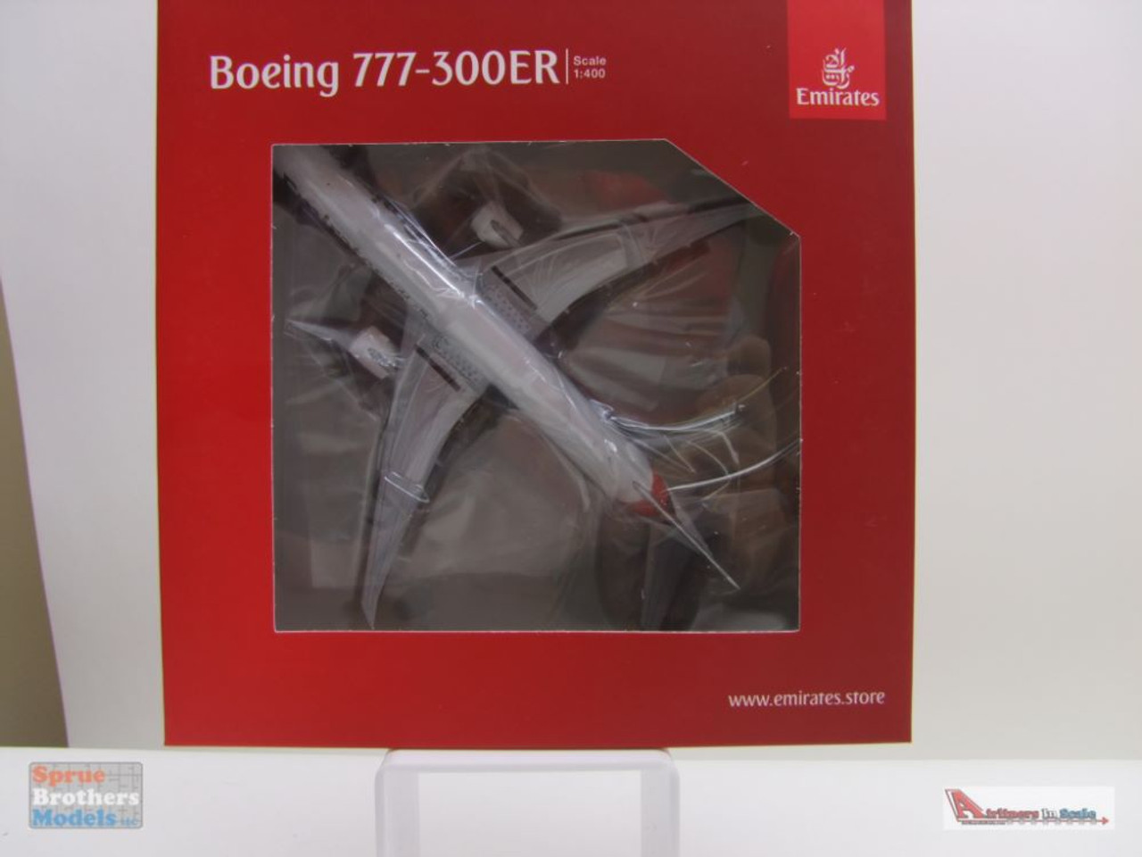 GEMGJ2068 1:400 Gemini Jets Emirates B777-300ER Reg #A6-END  (pre-painted/pre-built)