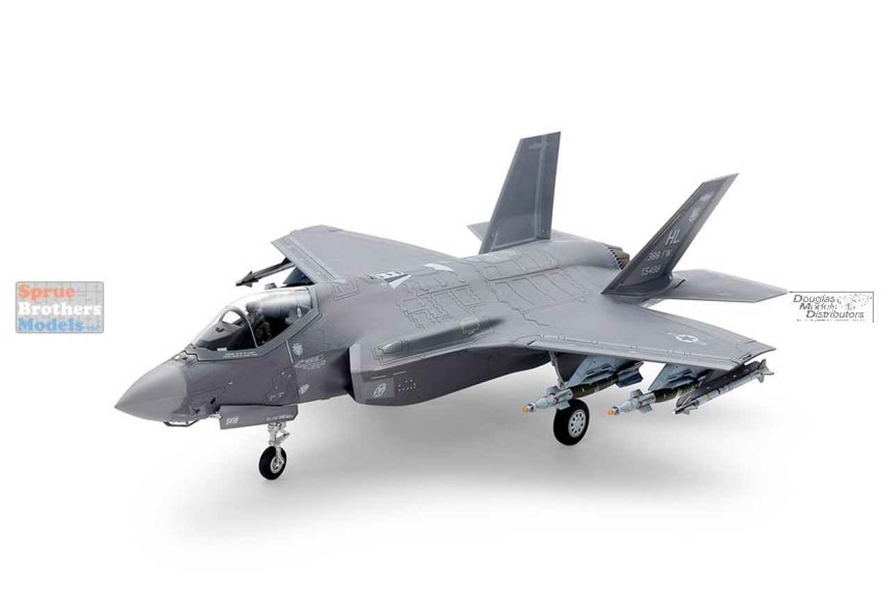 TAM60792 1:72 Tamiya F-35A Lightning II - Sprue Brothers