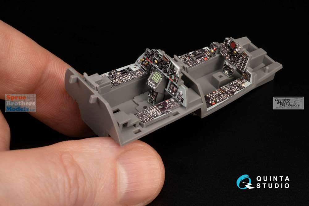 カズ　ドルフィン内装キット　終 QTSQD48370R 1:48 Quinta Studio Interior 3D Decal - F-4E Phantom II