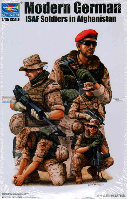 4 Figures in Box Trumpeter 1/35 423 Modern US marine M252 Team 