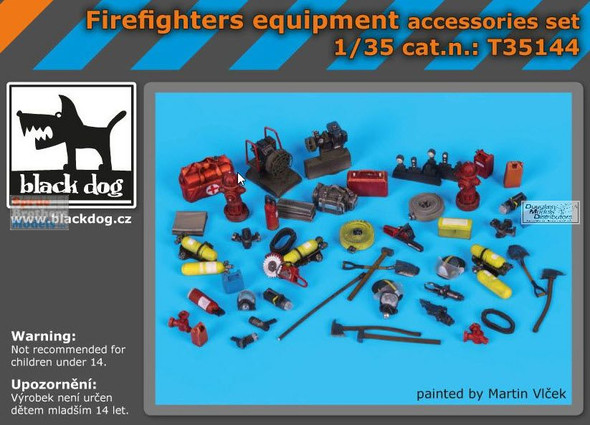 BLDT35144T 1:35 Black Dog Firefighters Equipment Accessories Set