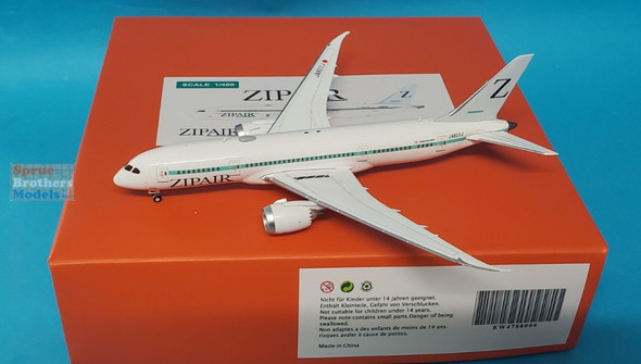 JCW4788004 1:400 JC Wings ZipAir B787-8 Reg #JA822J (pre-painted/pre-built)