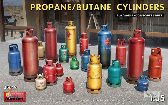 MIA35619 1:35 Miniart Propane/Butane Cylinders