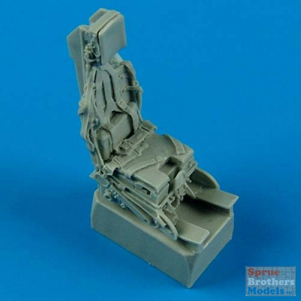 QBT48504 1:48 Quickboost F-104C F-104J Starfighter Ejection Seat w/ Safety Belts