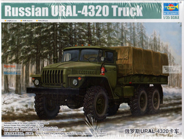 TRP01012 1:35 Trumpeter Russian URAL-4320 Truck