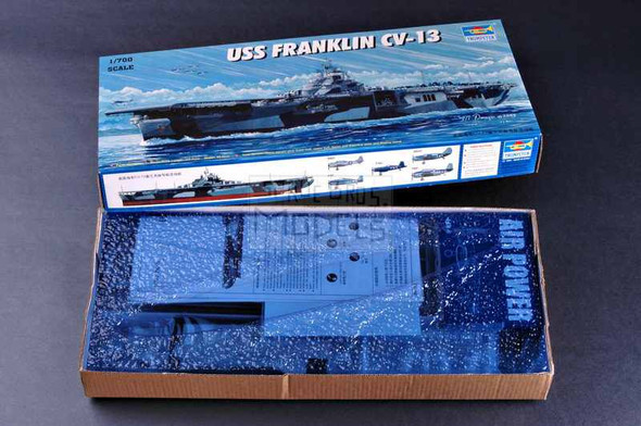 TRP05730 1:700 Trumpeter USS Franklin CV-13 #5730