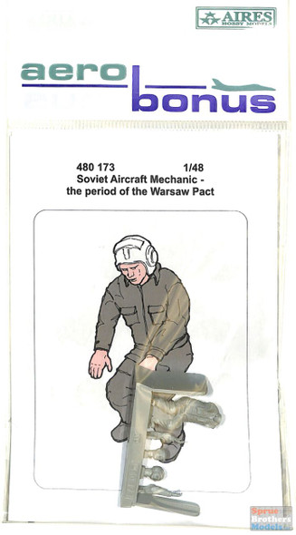 ARSAB480173 1:48 AeroBonus Warsaw Pact Era Soviet Aircraft Mechanic #2