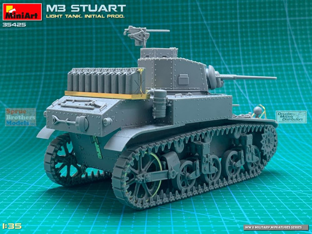 MIA35425 1:35 Miniart M3 Stuart Initial Production