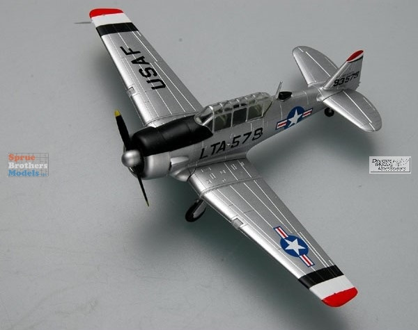 ESM36319 1:72 Easy Model T-6G Texan 6147TCG Korea 1953 (pre