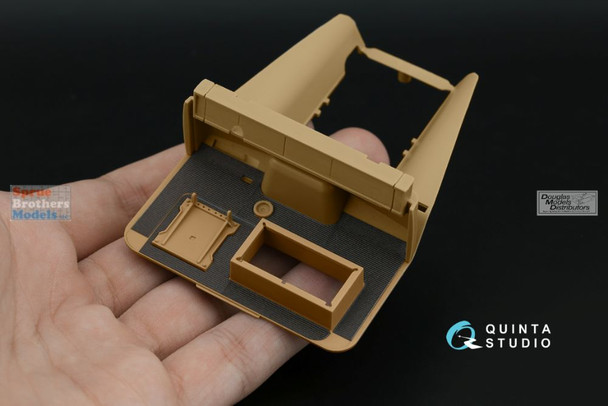 QTSQR35036 1:35 Quinta Studio 3D Decal - KrAZ-260 Floor Mats & Mudguards (TAK kit)