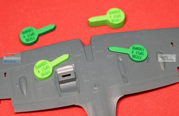 OMK77258 1:72 Omask Wheel Bay Plugs - Spitfire Mk.V (EDU kit)