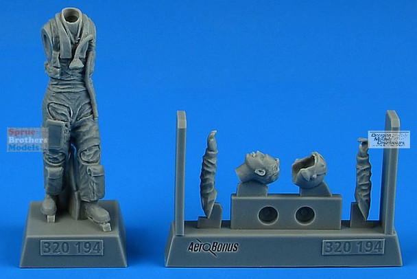 ARSAB320194 1:32 AeroBonus Modern NATO Fighter Pilot Figure #2
