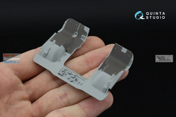 QTSQR35048 1:35 Quinta Studio 3D Decal - GAZ-66 Floor Mats & Mudguards (ZVE kit)