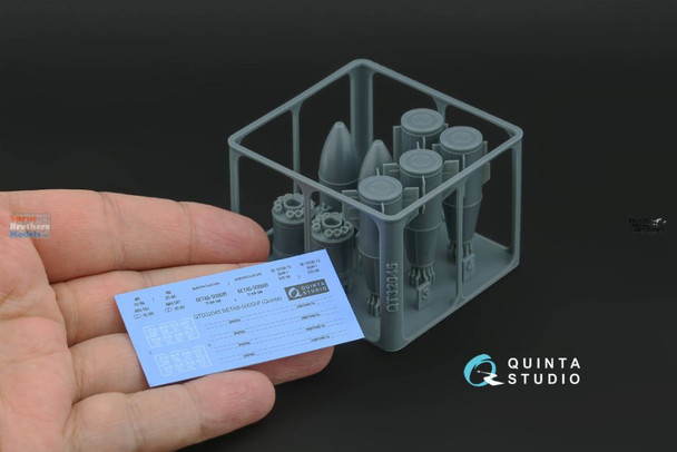 QTSQT32045 1:32 Quinta Studio BETAB-500ShP Bomb Set
