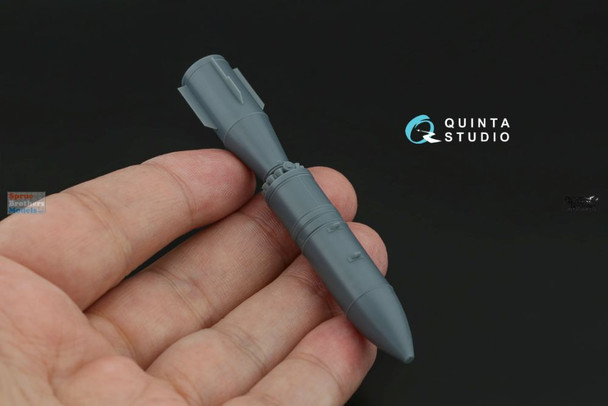 QTSQT32045 1:32 Quinta Studio BETAB-500ShP Bomb Set