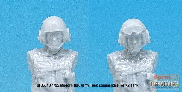 DEFDF35013 1:35 DEF Model Figure Set - Modern ROK Army Tank Commander