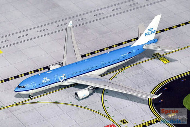 GEMGJ1466 1:400 Gemini Jets KLM Airbus A330-200 "95th Anniversary" Reg #PH-AOE (pre-painted/pre-built)