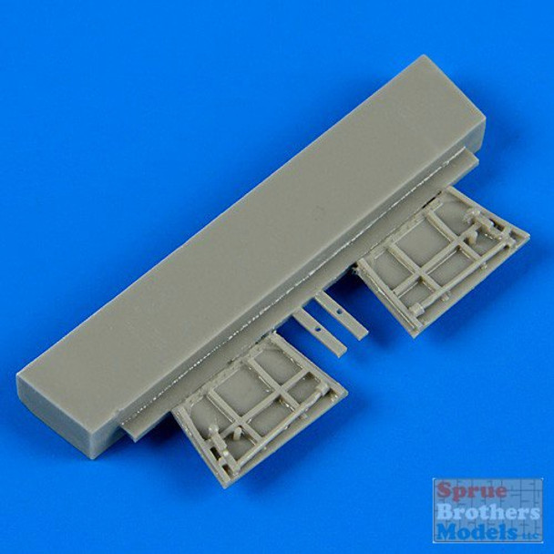 QBT72449 1:72 Quickboost Gloster Gladiator Cockpit Door (AFX kit)