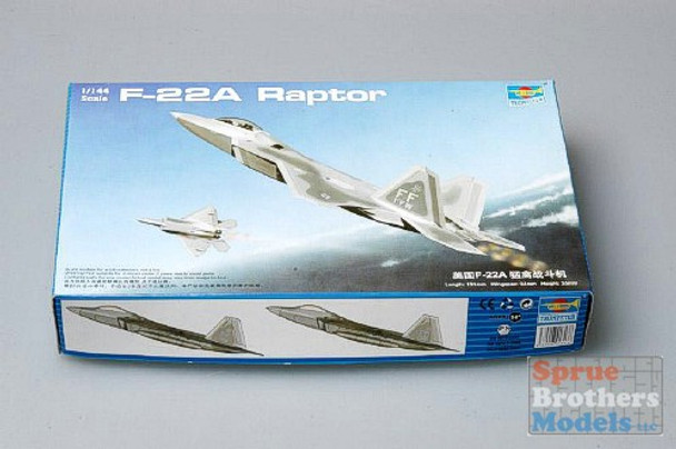 TRP01317 1:144 Trumpeter F-22A Raptor Fighter #1317