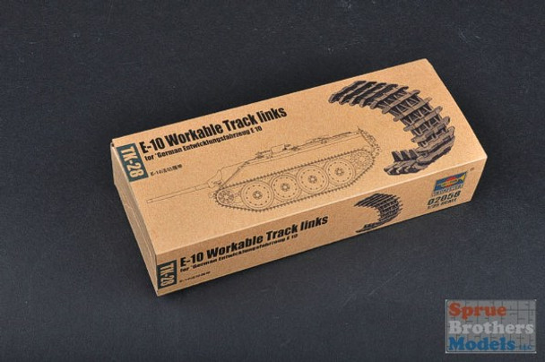 TRP02058 1:35 Trumpeter E-10 Workable Track Links #2058