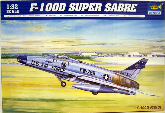 TRP02232 1:32 Trumpeter F-100 F-100D Super Sabre #2232 - Sprue