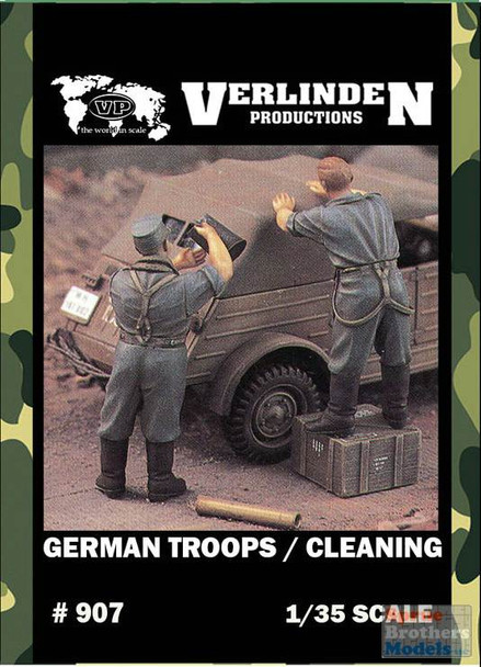 VERN0907 1:35 Verlinden German Troops - Cleaning (2 figures)