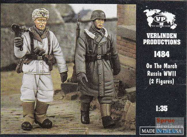 VER1484 1:35 Verlinden Figure Set - On the March Russia WW2 (2 figures)