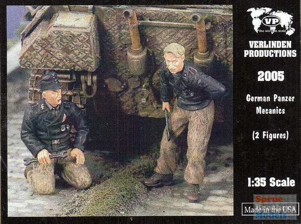 VER2005 1:35 Verlinden Figure Set - German Panzer Mechanics (2 figures)