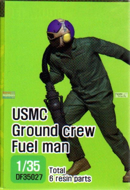 DEFDF35027 1:35 DEF Model Figure - USMC Ground Crew Fuel Man