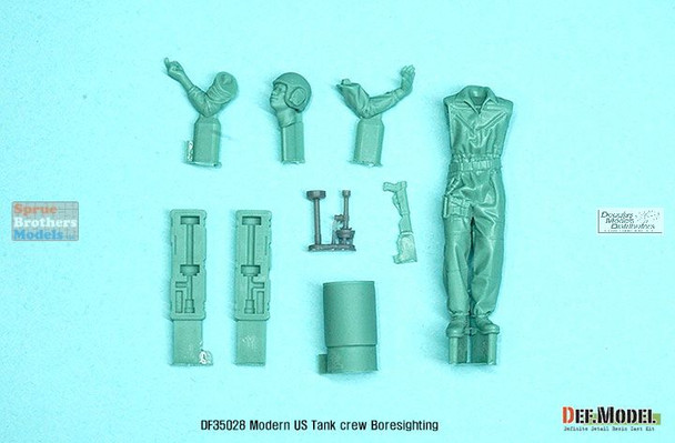 DEFDF35028 1:35 DEF Model Figure - US Tank Crew Boresighting