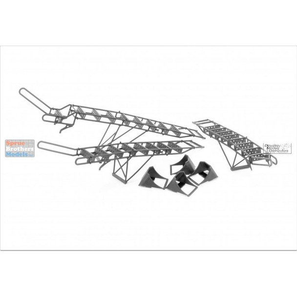 LPM48040 1:48 LP Models Su-27UB Flanker Ladder Set Late & Wheel Chocks & Service Ladder