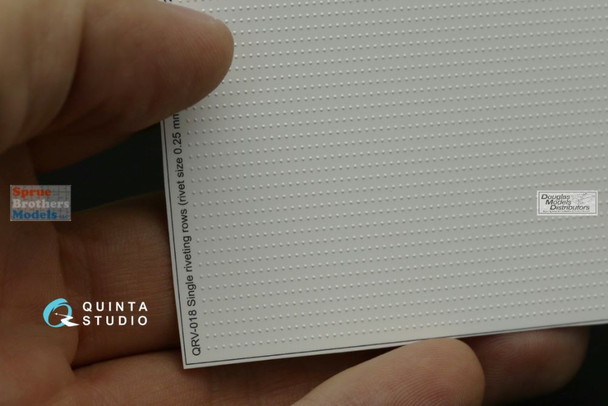 QTSQRV018 Quinta Studio 3D Decal - 1:24 Single Riveting Rows (white) [0.25mm / gap 1.0mm]