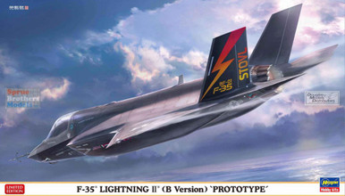 Amazon.com: Hasegawa HAE46 F-35 Lightning II B Version US