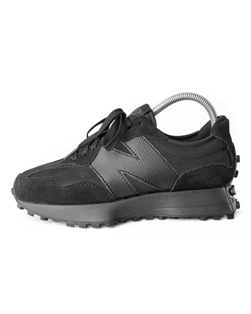 Basket New Balance 327 Noir/Blanc