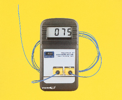VWR® Traceable® Expanded Range Thermometer °F/°C. 
 {3211-61161280}